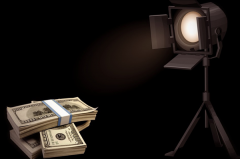 <b>平台就能从动组合出定制化的App架构、功能模界</b>